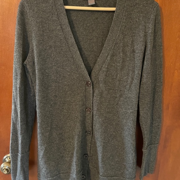 Just Cashmere By Forte 100% Cashmere Gray V-neck Button Cardigan Pockets Size M - Picture 1 of 7